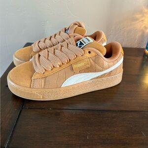 Puma Camel Sneakers with White Accent